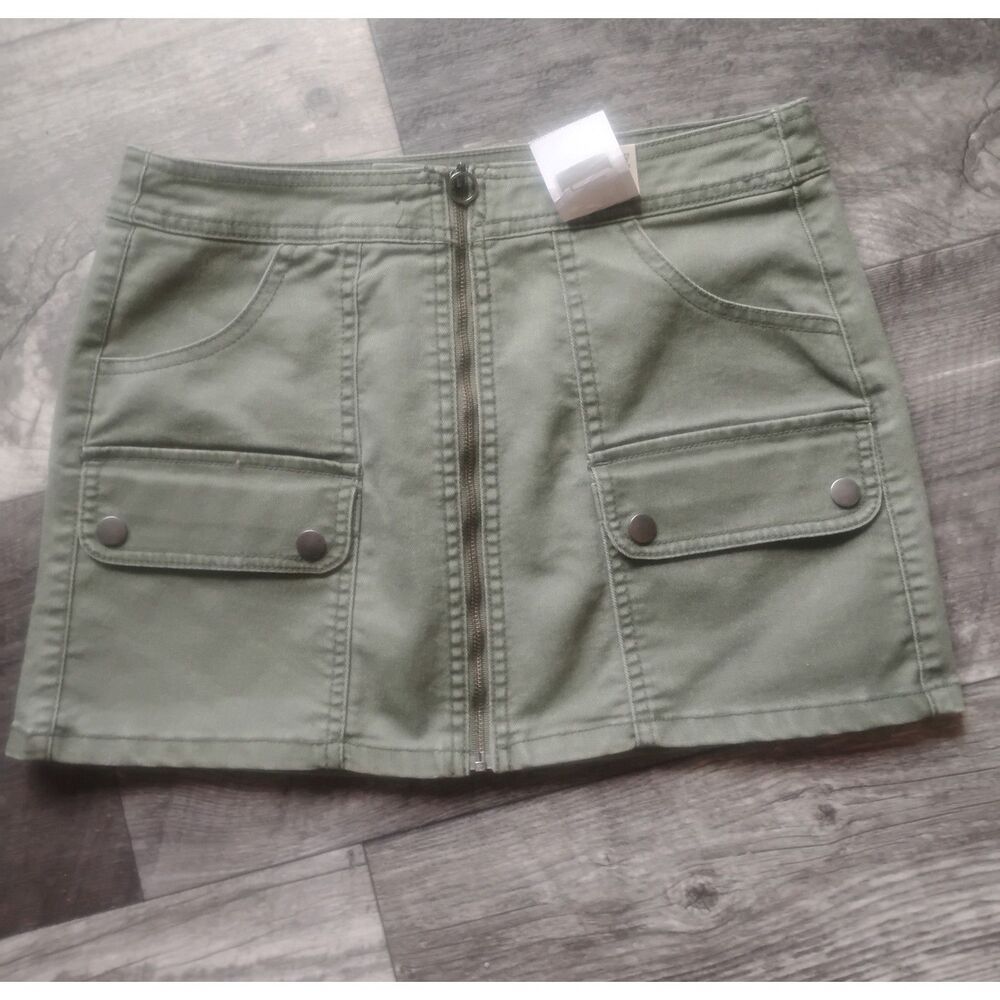 No Boundaries, Cargo Fatigue Women's Size XS (0-2) Mini Skirt - NWT